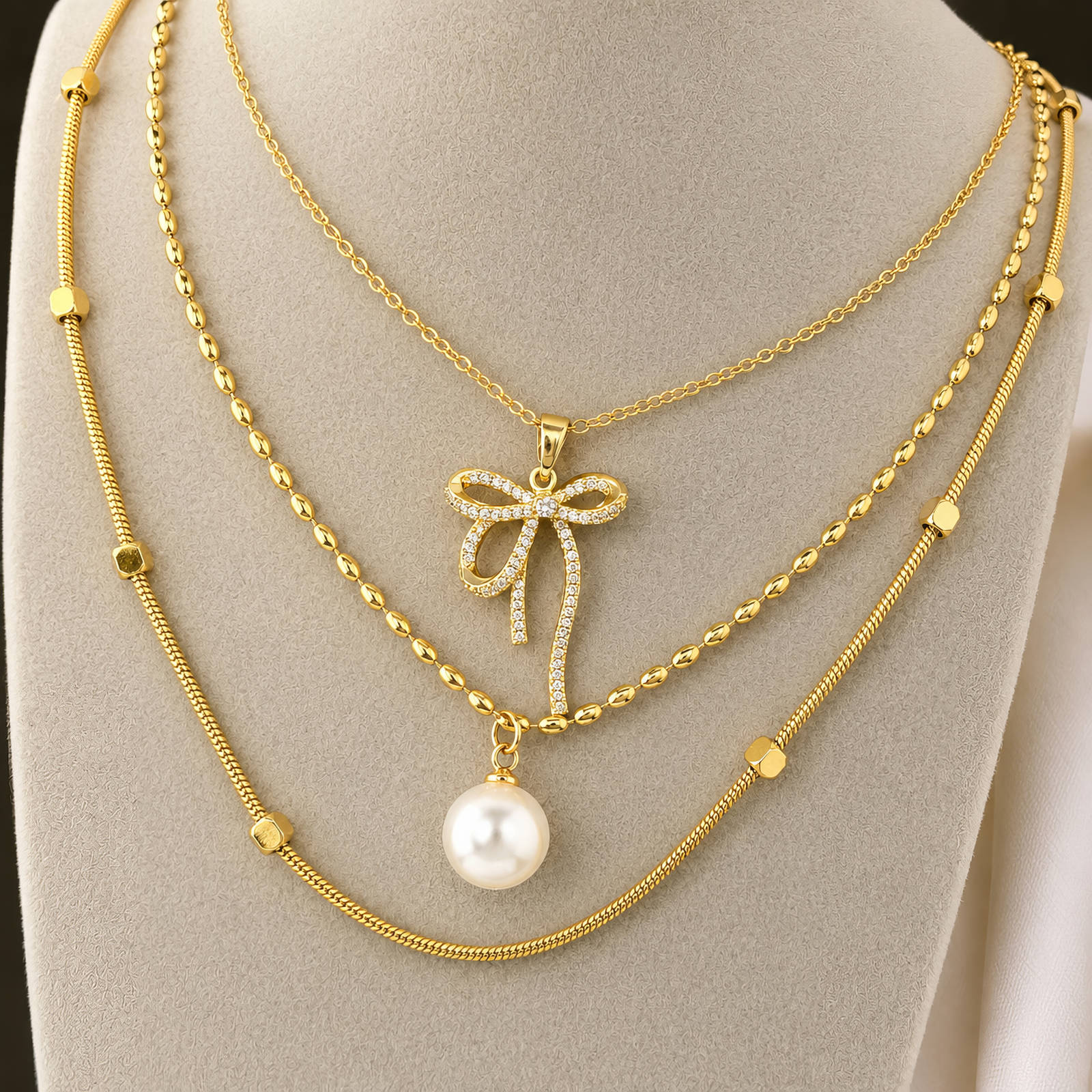 Flower Gold Necklace